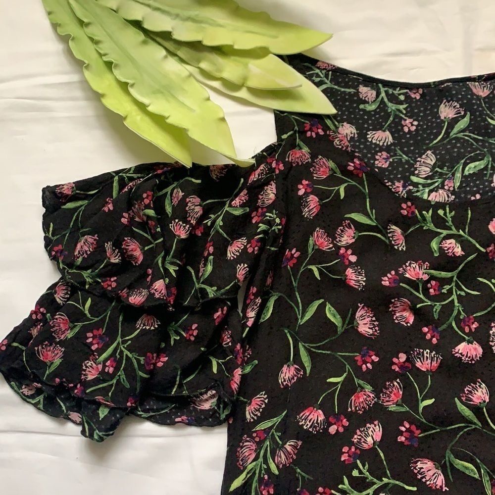 🍀ZARA Floral Cut Out Shoulder Dress🍀 - Picture 3 of 11